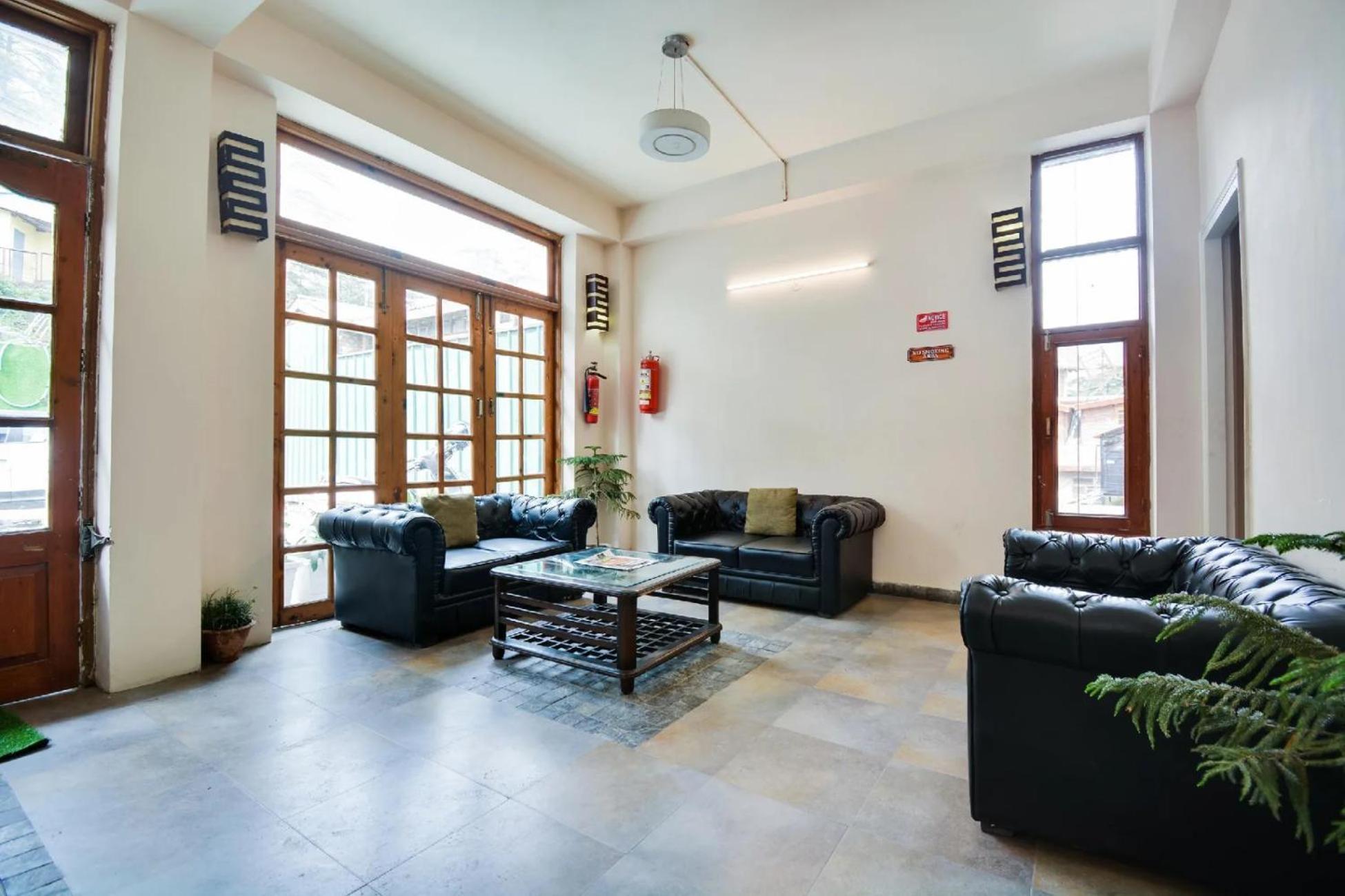 Aangan Regency Hotell Shimla Exteriör bild