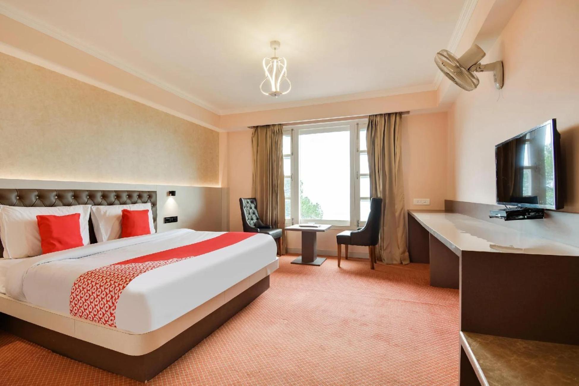 Aangan Regency Hotell Shimla Exteriör bild