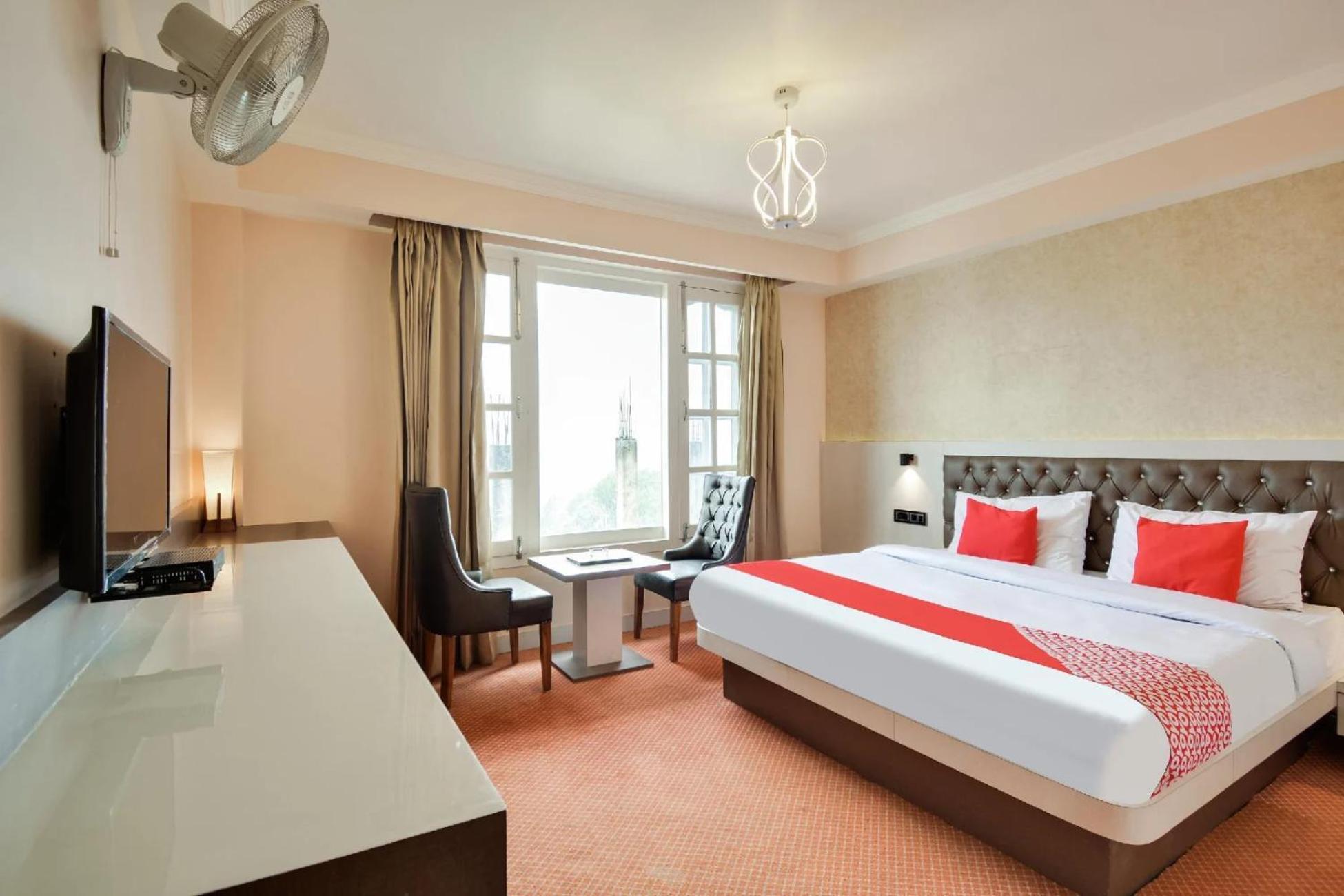 Aangan Regency Hotell Shimla Exteriör bild